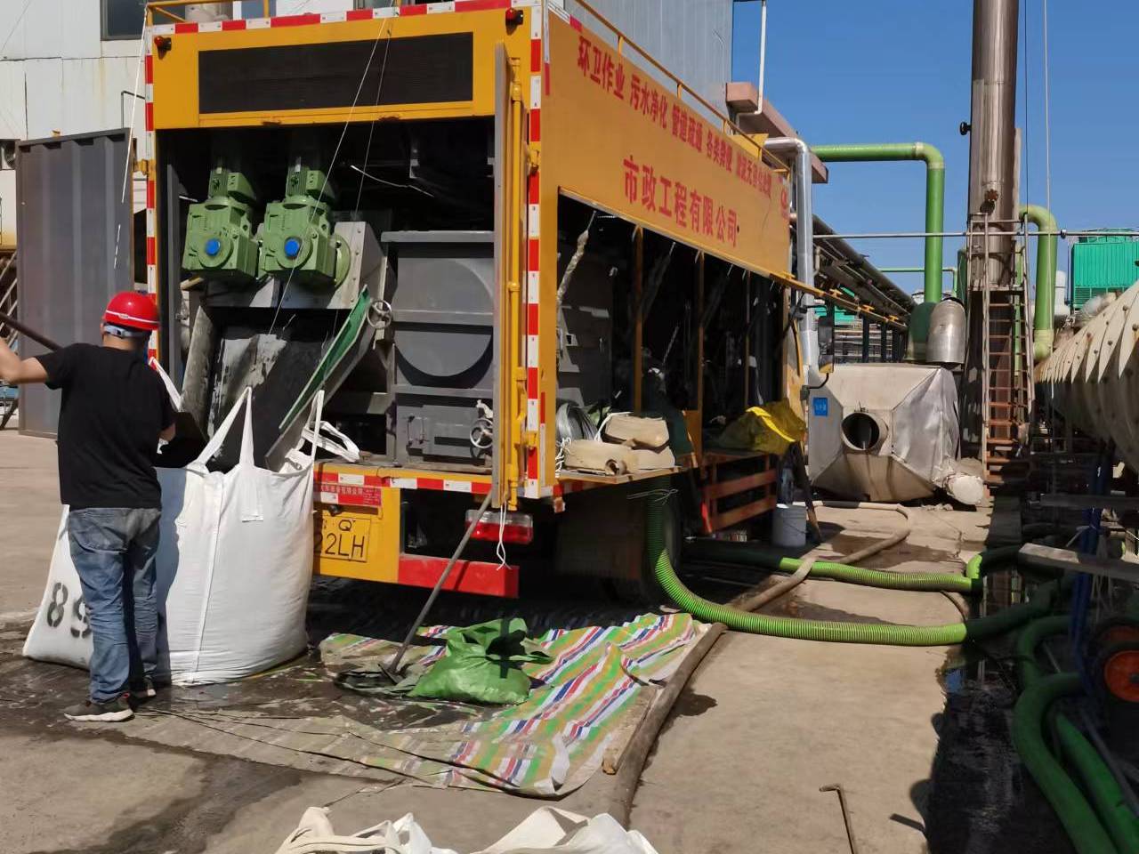 凭祥淤泥压干处理